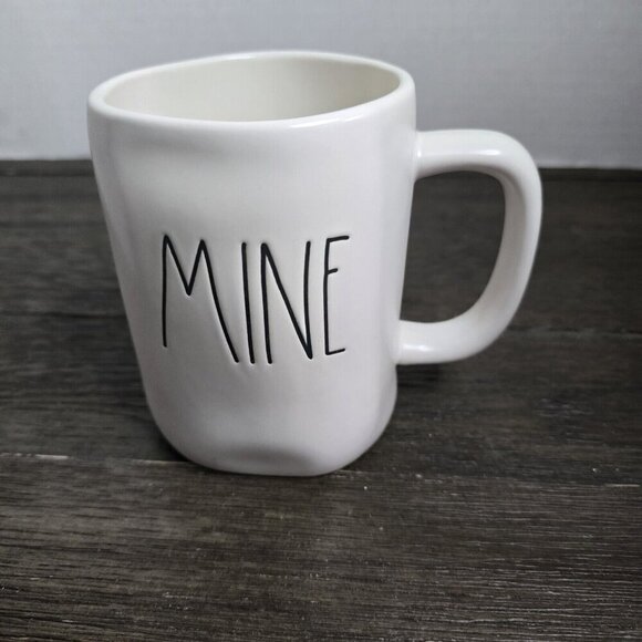 Rae Dunn Artisan Mine Valentine's Day Coffee Mug 2021 Magenta Farmhouse - Picture 1 of 9